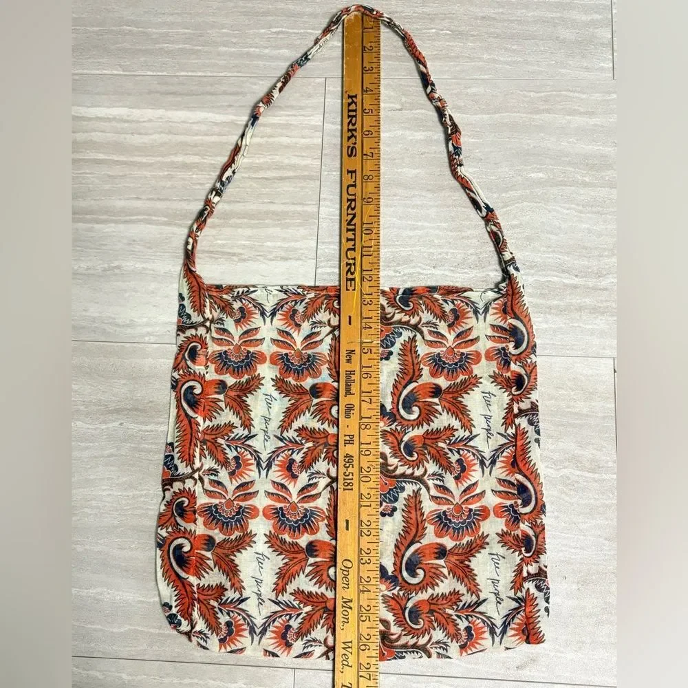 Free People Paisley Linen Orange Navy Blue Lightweight Hobo Slouch Bag Boho